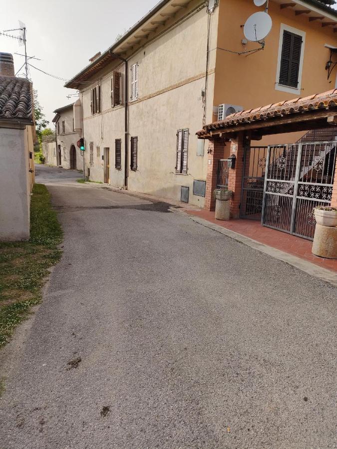 Appartamento Alba Locazione Turistica Spoleto Exterior photo